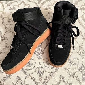 NIKE AIR FORCE 1 HIGH TOP